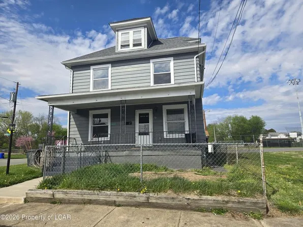 4 Stark St, Pittston, PA 18640