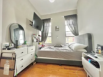 Rented by Doorway NYC, LLC