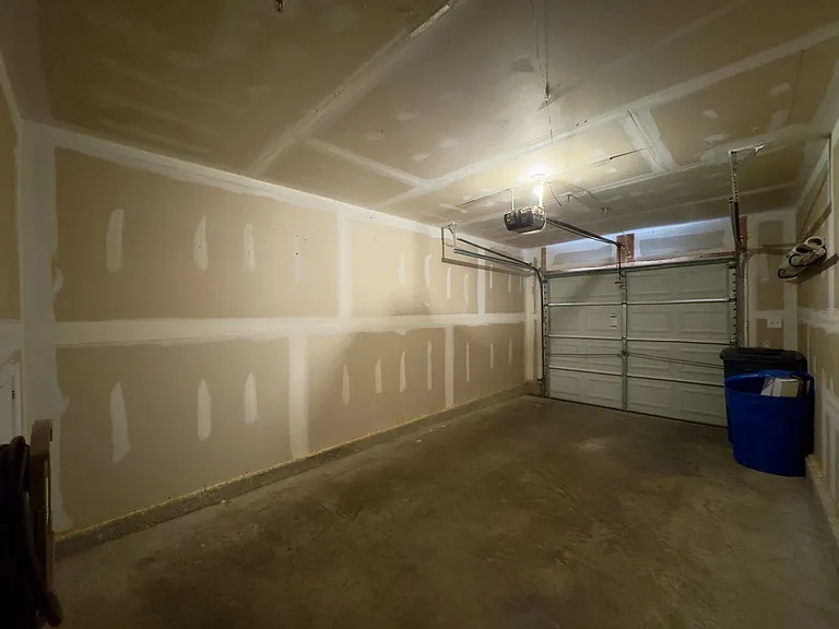 130 Mohegan Dr #B — Photo 7