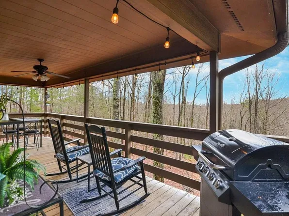 34 Garrett Dr, Ellijay, GA 30536