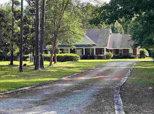 2767 Segrest Rd, Pace, FL 32571