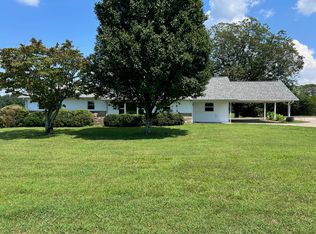 3988 Cathedral Caverns Hwy, Grant, AL 35747