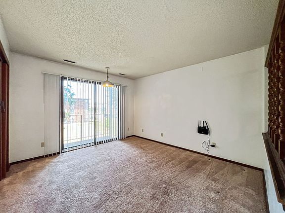 3rd image of 612 S 16th St #34