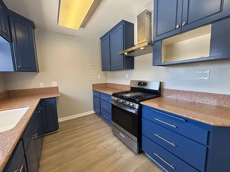 1790 W Linden St #1 — Photo 6