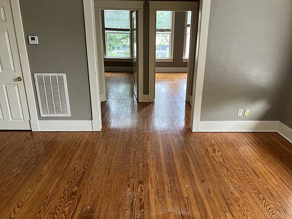 3rd image of 1417 Main St APT A