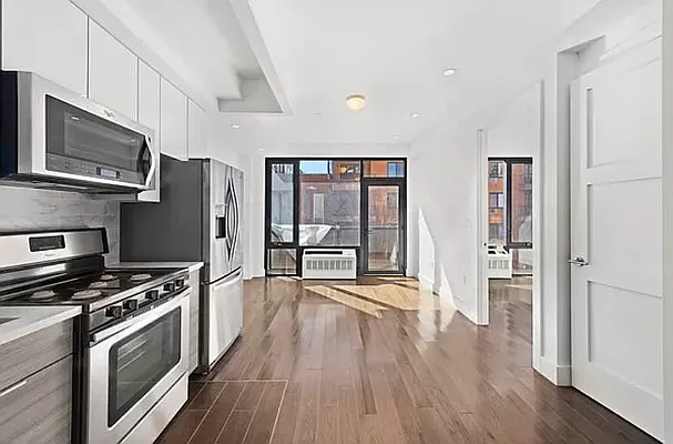 Rented by Corcoran | media 32