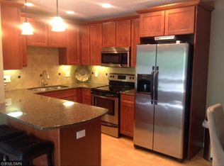 1544 Greenwood Ct N, Eagan, MN 55122