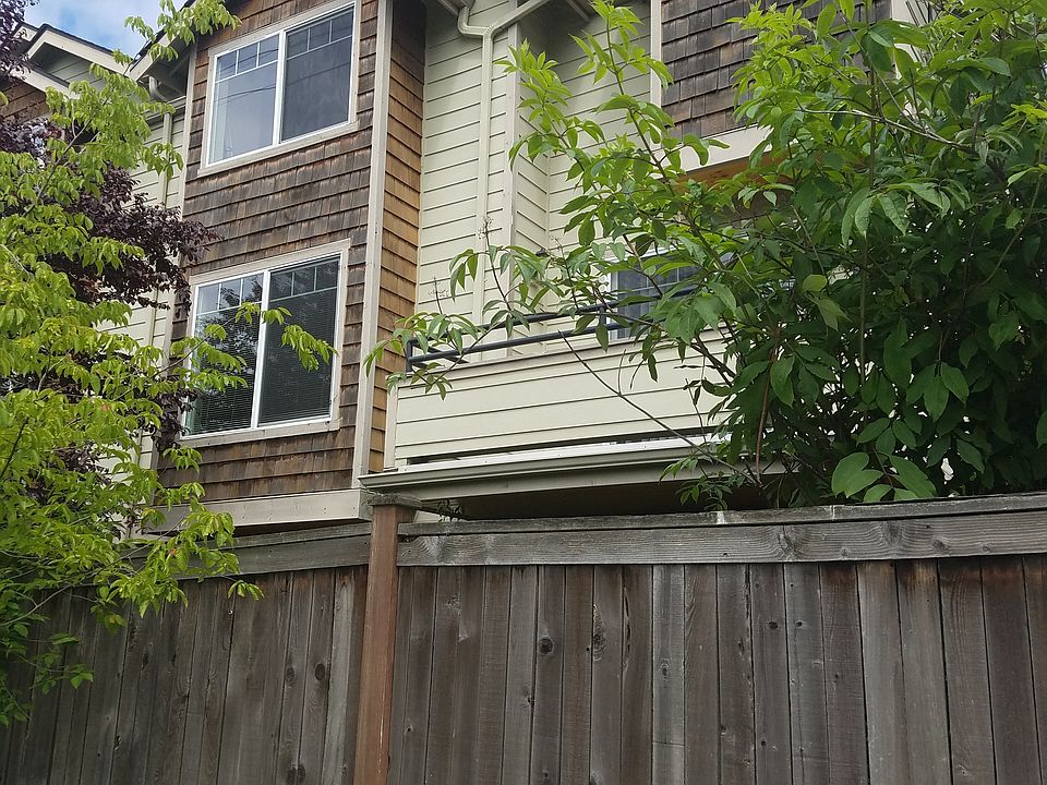 1st image of 1408 N Northgate Way Unit B