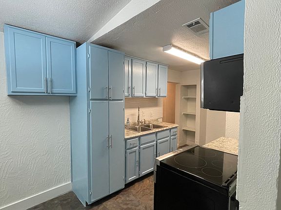 4th image of 2718 Exline St