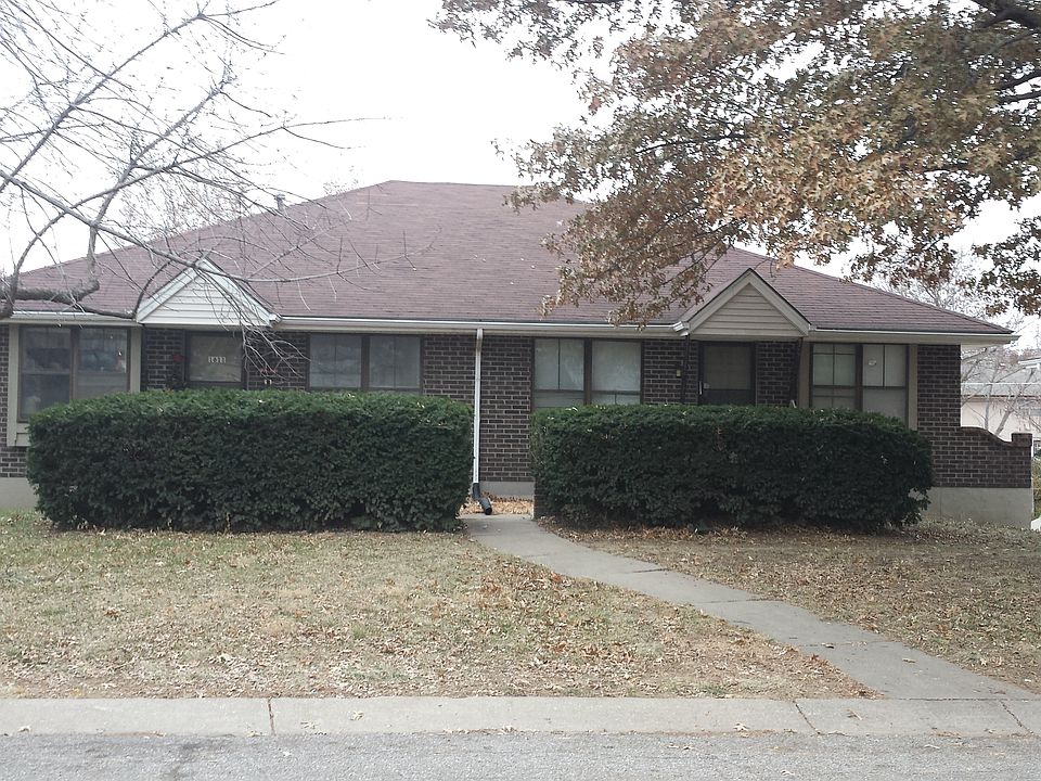 1st image of 1611 SW Skyline Dr