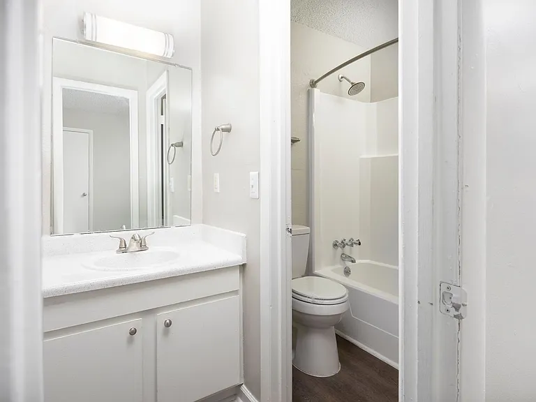 Stone Ridge Apartments — Photo 29