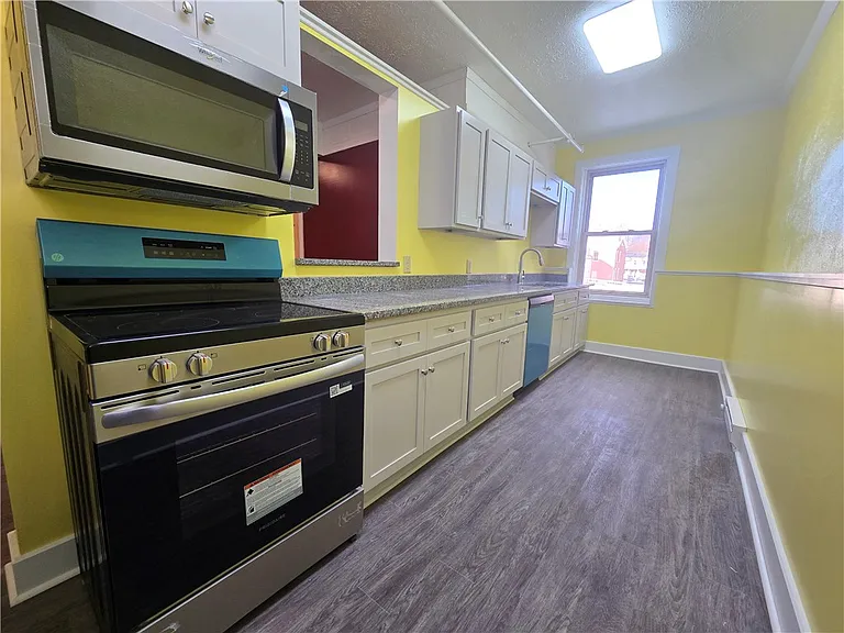 27 E Main St #201 — Photo 6