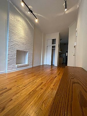1st image of 438 E 89th St #101