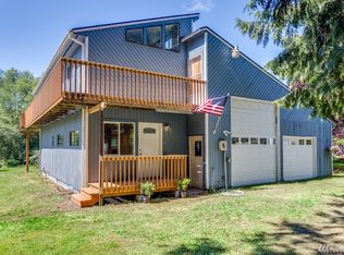 37425 NE Fern Pl, Hansville, WA 98340