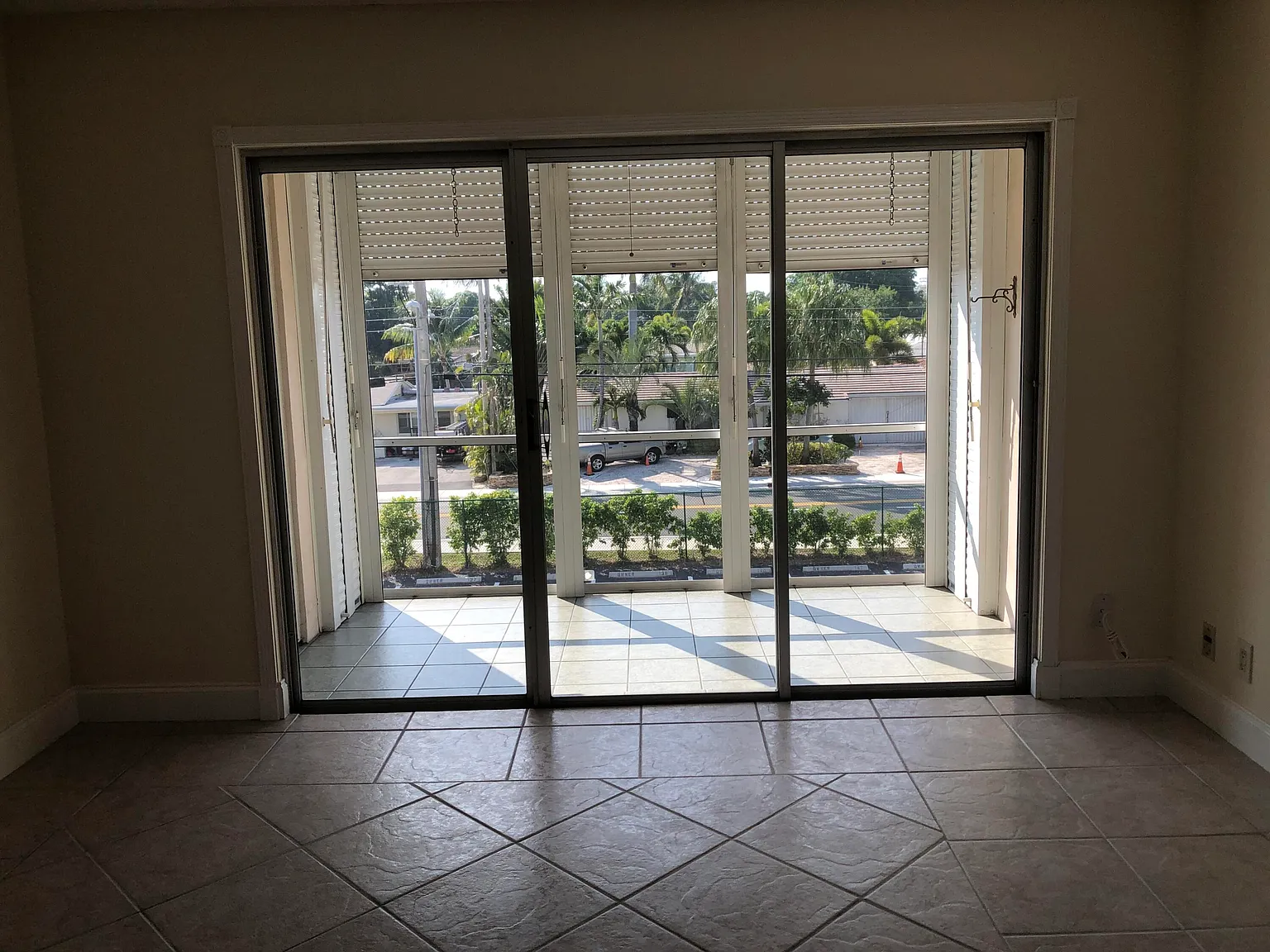 1 bed, 1.0 bath, 600 sqft, $1,600 — Photo 3