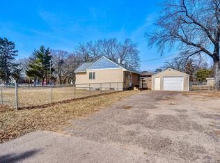 9401 Flintwood St NW, Coon Rapids, MN 55433