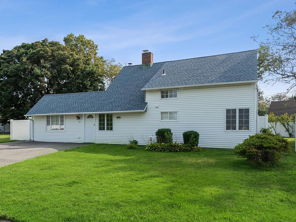 1st image of 10 Swirl Ln