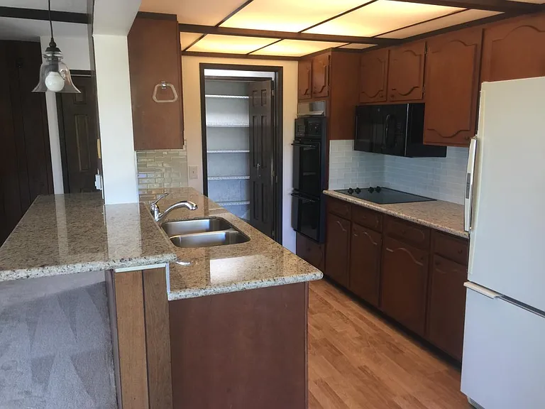 2302 W Boston St #PENTHOUSE — Photo 6