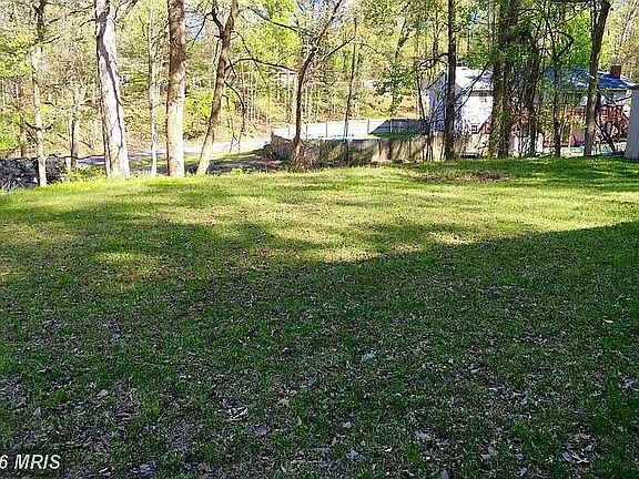 2nd image of 18311 Woodland Dr