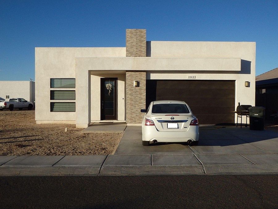 1st image of 1042 E San Luis Ln