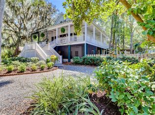 32 Lawrence St, Bluffton, SC 29910