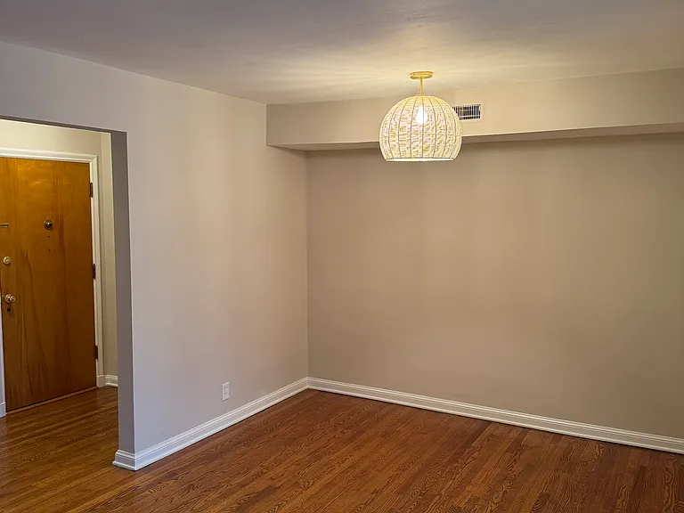 808 S Brentwood Blvd #3B — Photo 3