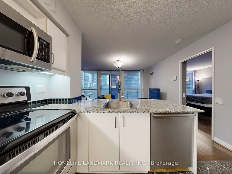 33 Sheppard Ave E #1105 — Photo 14