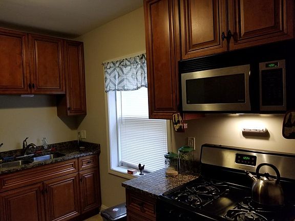 2nd image of 1330 Wisconsin Ave #1