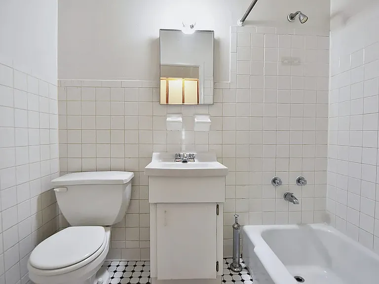 226 W 72nd St #4A — Photo 8