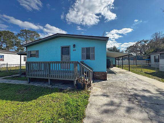 3rd image of 680 Coral Cir