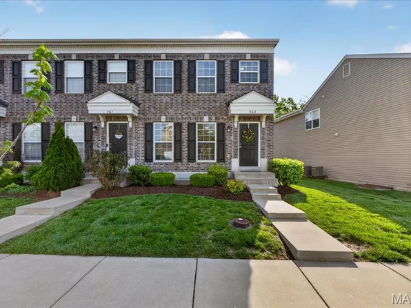 463 Wild Oak Dr, O'Fallon, MO 63368