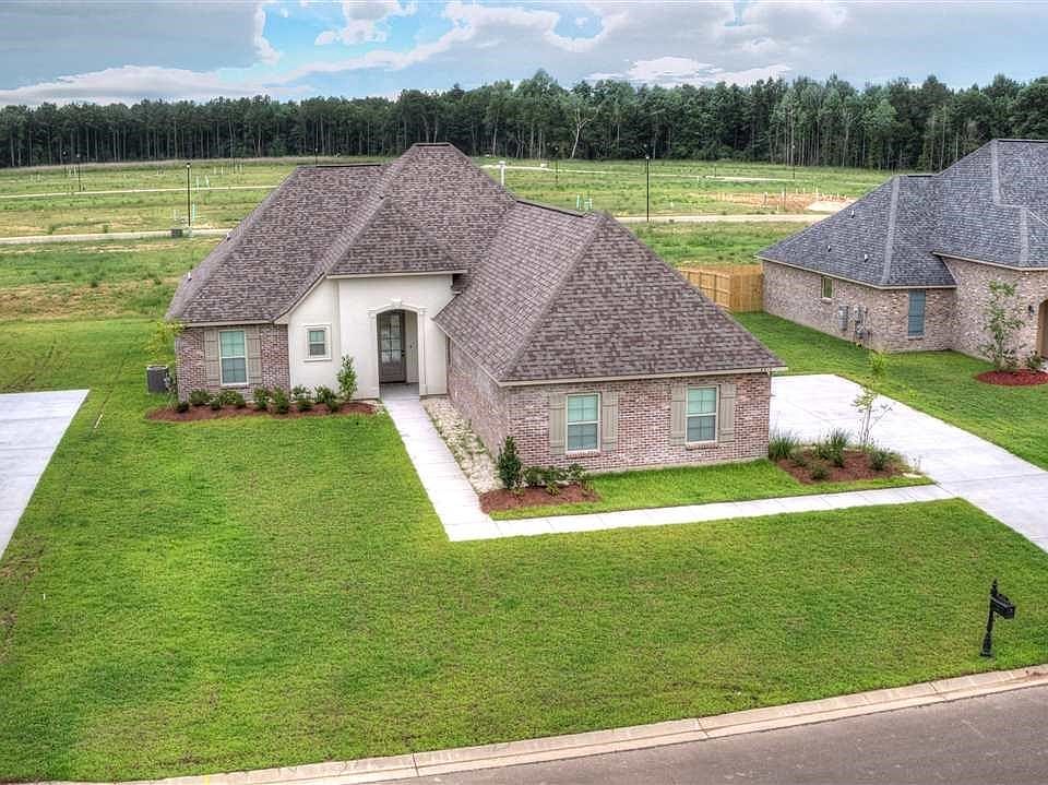 1st image of 8818 Greenleaves Dr