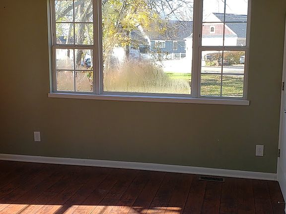 5th image of 11879 E Shore Dr
