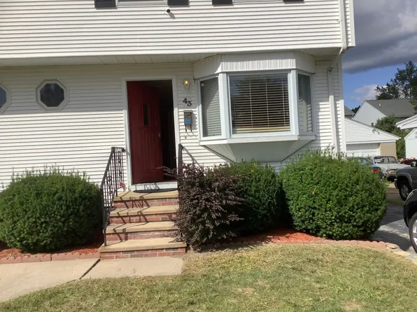 43 Dorothy Ave, Providence, RI 02904