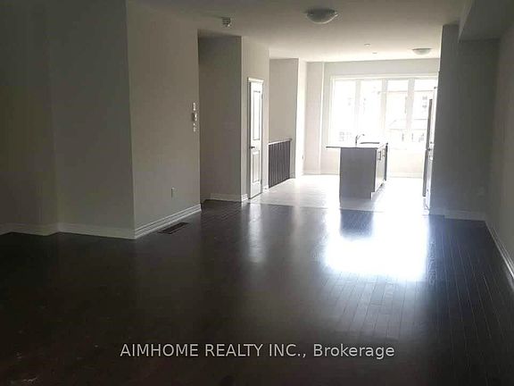 3rd image of 2110 Dale Rd