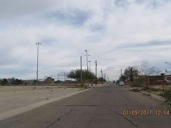 4th image of 826 W Calle Ventura