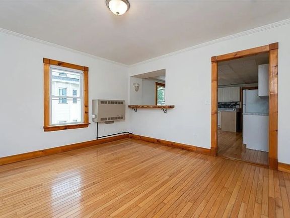 4th image of 42 Bowdoin St Floor 2