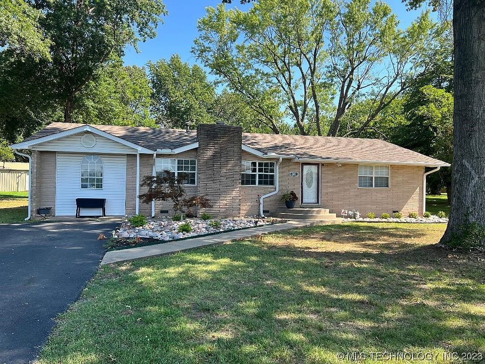815 W Doyle Ave, Stilwell, OK 74960 Zillow