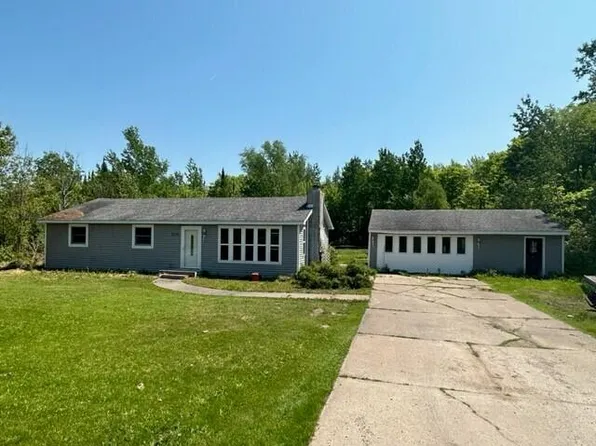 2219 W 20th St, Sault Sainte Marie, MI 49783