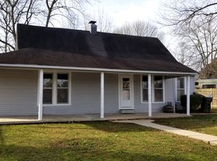 35 Crooked St, Trezevant, TN 38258