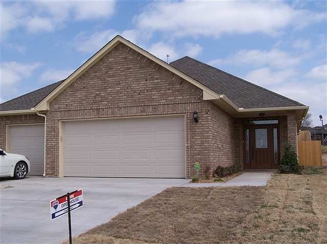1st image of 2625 Debracy Ave