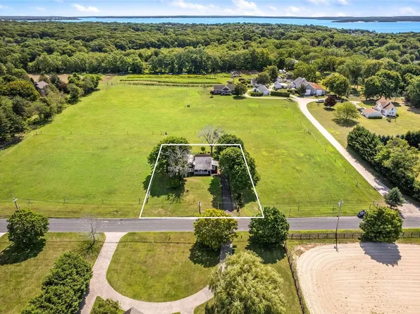 580 Jacobs Lane, Southold, NY 11971