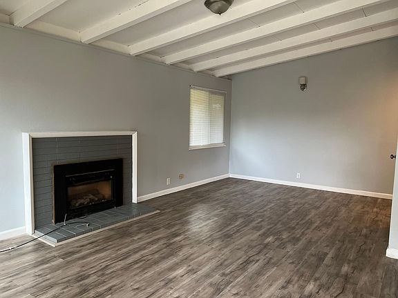 2nd image of 1801 Acapulco Dr