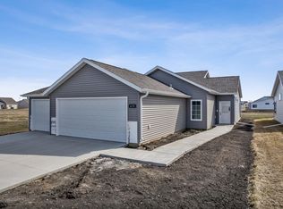 6278 21st St S, Fargo, ND