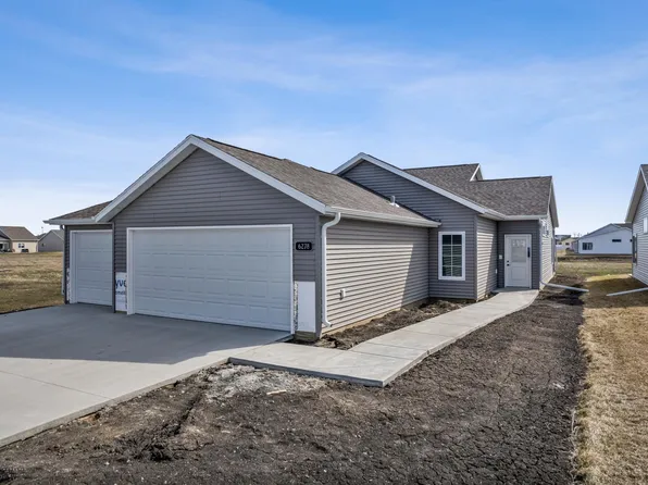 6278 21st St S, Fargo, ND 58104