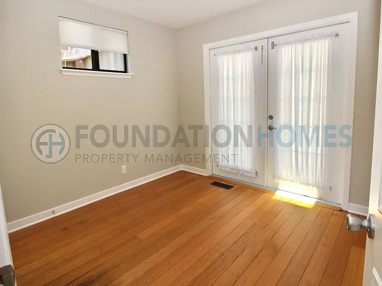 12 Perry Walk — Photo 13