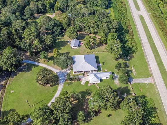 5th image of 13850 Old Greenwell Springs Rd