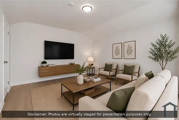 1 bed, $2,000 — Photo 2