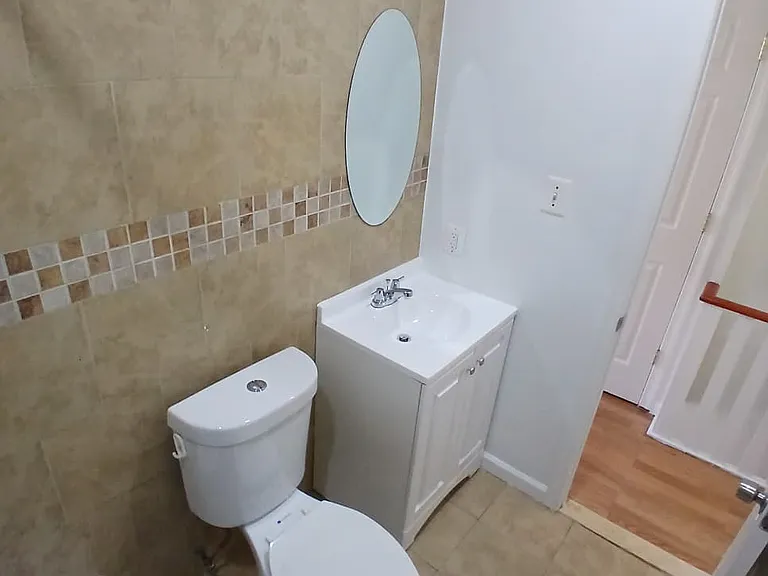 17 E Ashmead St — Photo 33