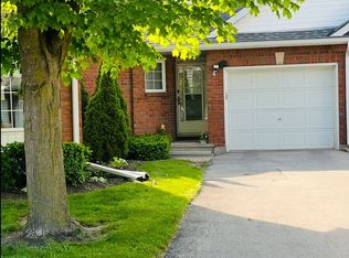 7370 Monastery Dr #4, Niagara Falls, ON L2H3C4
